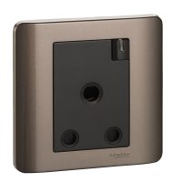 E8415_15_SZ ZENcelo 15A 1Gang 3round pin switched socket with shutter