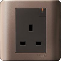 E8415_SZ 13A 1 Gang Switched Socket with Ondicator